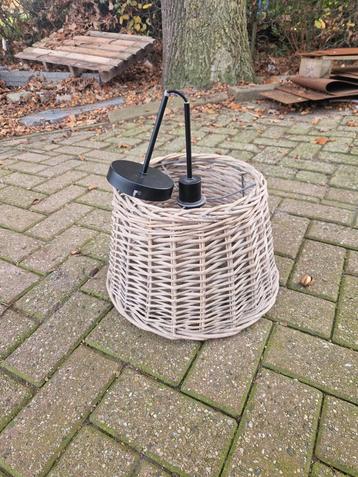 Rieten Hanglamp  beschikbaar voor biedingen