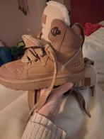 Nieuwe UGGS MAAT 37 . Te klein gekocht ., Ophalen, Nieuw