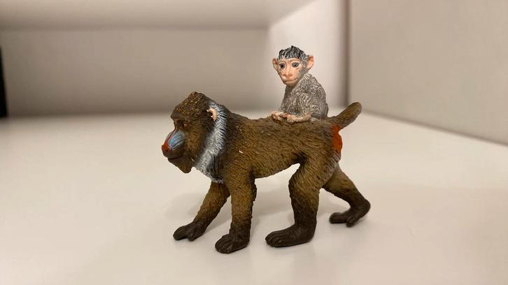 Schleich 14716 Mandril met baby (2), Verzamelen, Dierenverzamelingen, Ophalen of Verzenden