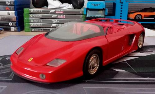 1/18 Ferrari Mythos concept, Hobby en Vrije tijd, Modelauto's | 1:18, Zo goed als nieuw, Auto, Revell, Ophalen