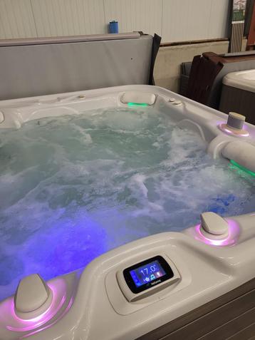 Hotspring jacuzzi spa nieuw 24.499 !!! beschikbaar voor biedingen