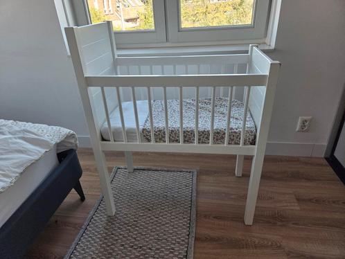 Kidsmill Noa wieg met matras, Kinderen en Baby's, Babywiegjes en Ledikanten, Gebruikt, Wieg, Ophalen