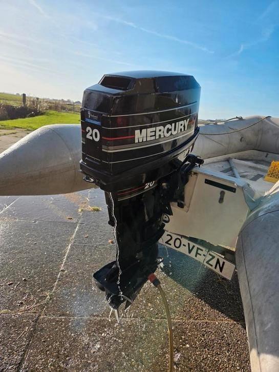 20 pk mercury 2 takt kortstaart knuppel besturing, Watersport en Boten, Buiten- en Binnenboordmotoren, Zo goed als nieuw, Ophalen of Verzenden