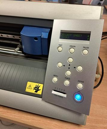 Roland GX-24 Plotter beschikbaar voor biedingen