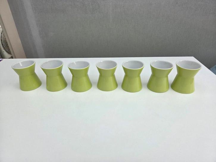 Arzberg Tric Eierdop - Lichtgroen, Huis en Inrichting, Keuken | Servies, Zo goed als nieuw, Overige typen, Effen, Porselein, Ophalen of Verzenden