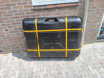 grote fietskoffer 120*90*25 beschikbaar voor biedingen