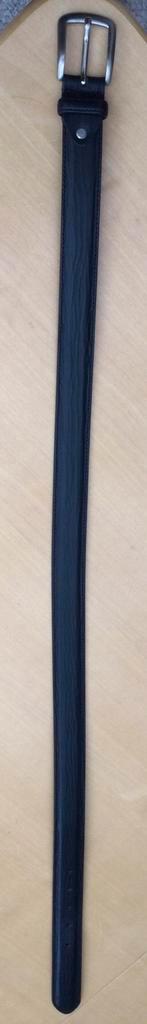 Nieuw. Zwarte ceintuur 85cm x 3,5, zwarte lederen riem 85cm, 80 tot 90 cm, 3 tot 5 cm, Tailleriem, Ophalen of Verzenden