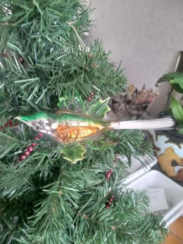 Fraaie antieke kerstbal vogel op clip in hulst nest handwer beschikbaar voor biedingen