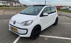 Volkswagen UP Groove 75PK Panodak, Auto's, Volkswagen, Euro 5, 74 pk, Up!, 4 stoelen