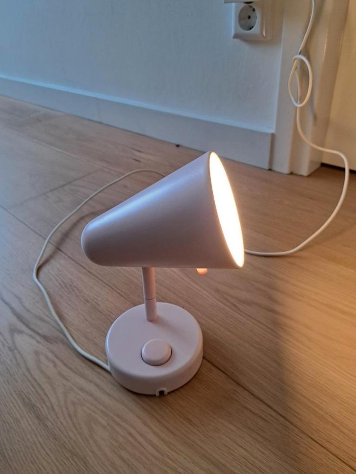 IKEA Roze Hanglamp FUBBLA – Zonder Ophangplaat, Huis en Inrichting, Lampen | Spots, Zo goed als nieuw, Metaal of Aluminium, Ophalen of Verzenden