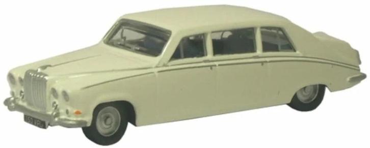 DAIMLER DS420 1968, Hobby en Vrije tijd, Modelauto's | Overige schalen, Nieuw, Auto, Ophalen of Verzenden