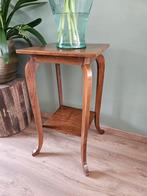 Vintage grote plantentafel / bijzettafel van hout, vierkant, Ophalen, Minder dan 55 cm, Gebruikt, Vierkant