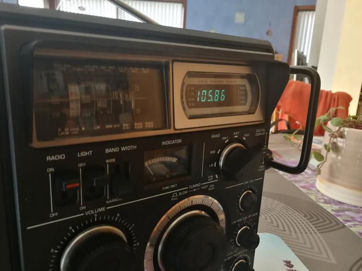 National Panasonic DR 28 RF-2800 LBS uit 1978, Audio, Tv en Foto, Radio's, Gebruikt, Radio, Ophalen of Verzenden