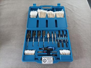 Diesel injector schacht en zitting reinigingsset met poetsst beschikbaar voor biedingen