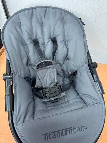 Fijne Wipstoel - Titanium Baby beschikbaar voor biedingen
