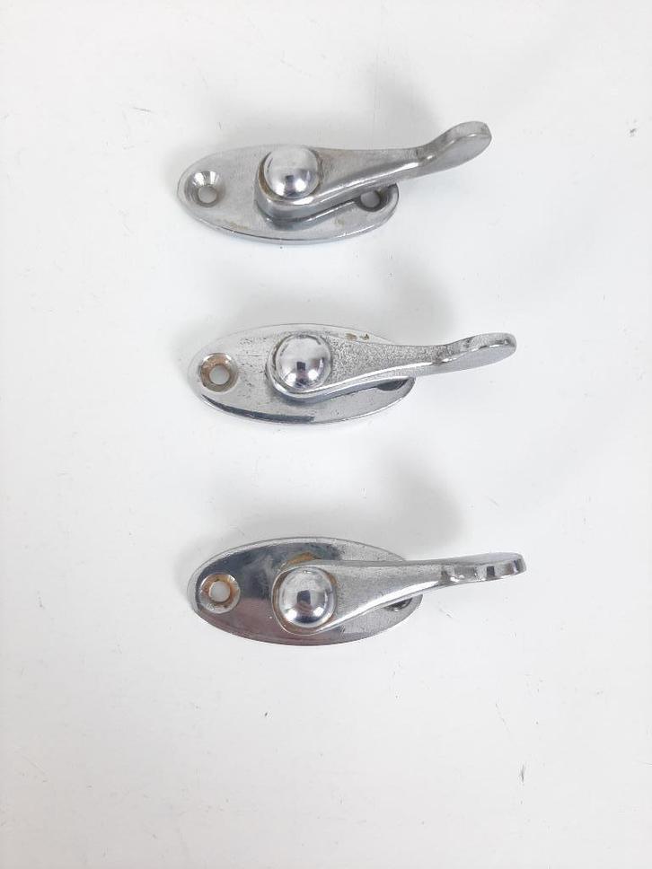 Vintage raamsluiting, raamslot, jaren 30 slot, Antiek en Kunst, Curiosa en Brocante, Verzenden