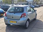 Toyota Yaris €1350,-1.0 VVTi Acces Airco Apk 2026 EXPORT, Voorwielaandrijving, Stof, Gebruikt, 750 kg