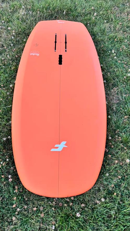 F one Rocket 5.5 (85L) bamboo board, Watersport en Boten, Wingsurfen, Gebruikt, Wingsurf-board, Ophalen