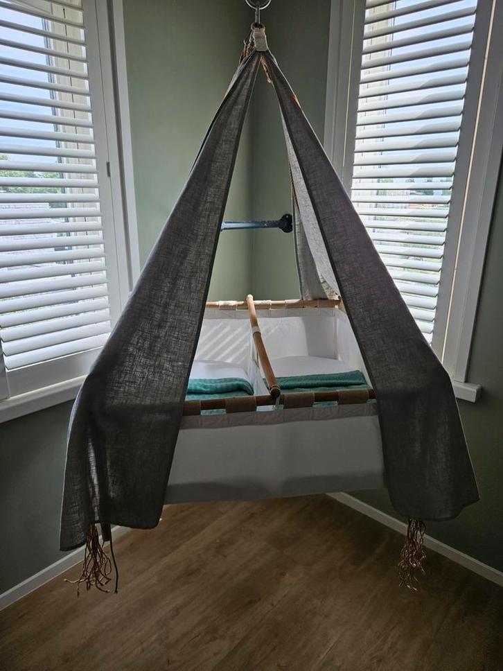Tweelingwieg hangwieg babywieg incl matrassen -Huss Cradles, Kinderen en Baby's, Babywiegjes en Ledikanten, Zo goed als nieuw