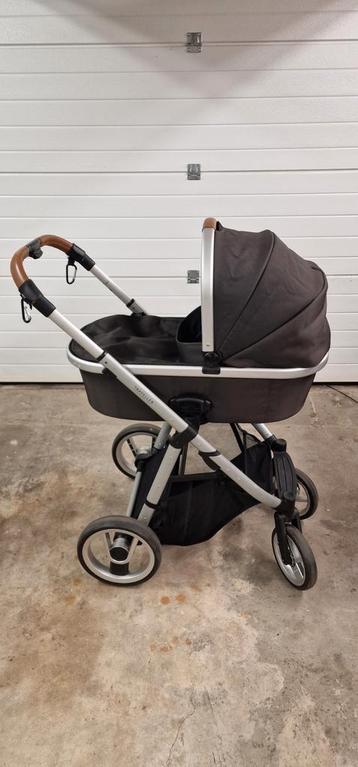 Mutsy Traveller Combiwagen Set Compleet beschikbaar voor biedingen