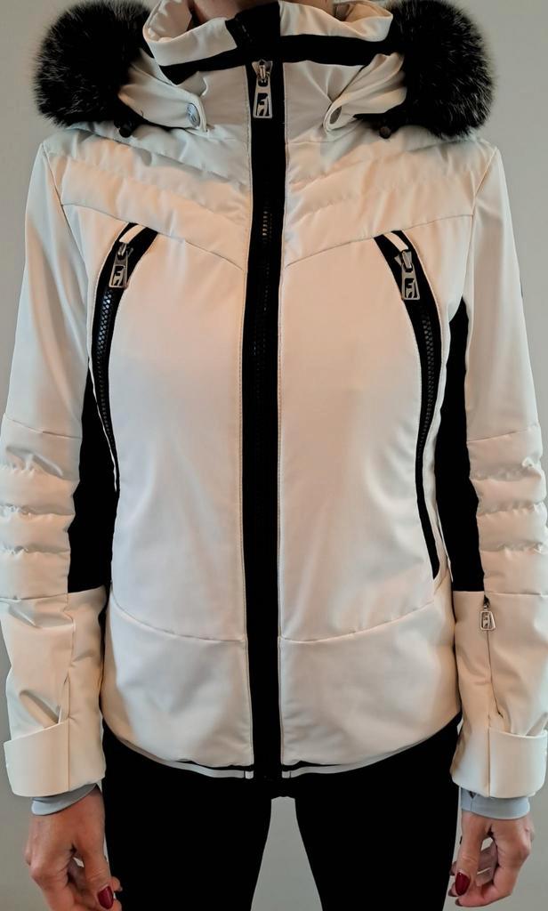 Toni Sailer ski jas. Maat 38, Kleding | Dames, Wintersportkleding, Zo goed als nieuw, Jack, Maat 38/40 (M), Ophalen of Verzenden