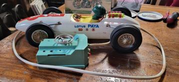 Grote Formula 1 racer Paya jaren 1970  beschikbaar voor biedingen