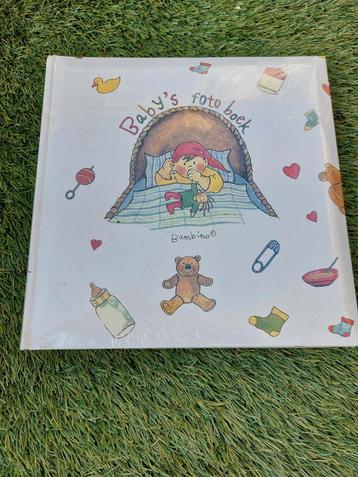 Baby fotoalbum nieuw in de verpakking  beschikbaar voor biedingen