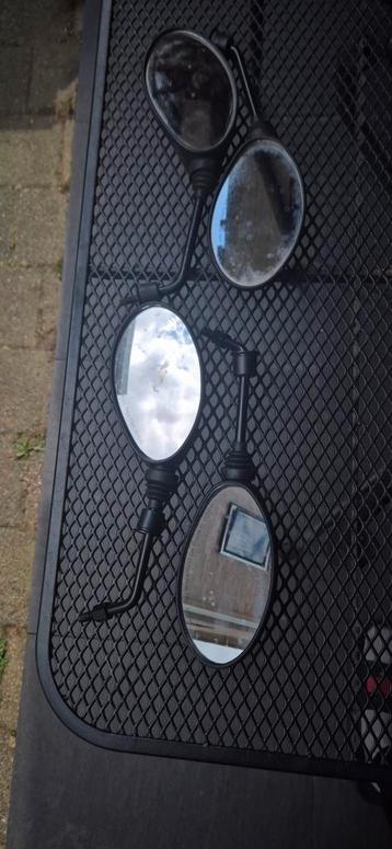 Piaggio zip spiegelsetjes beschikbaar voor biedingen