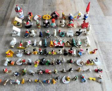 Mooie houten gekleurde kerstballen figuren kerstballen 95 st beschikbaar voor biedingen