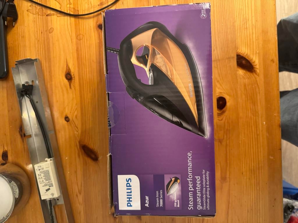 Philips Azur Stoomstrijkijzer - Nieuw in doos, Witgoed en Apparatuur, Strijkijzers en Strijkplanken, Ophalen, Nieuw, Strijkijzer met snoer