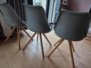3 kuipstoelen