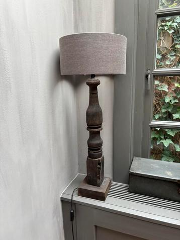 Balusterlamp compleet met kap Aura Peeperkorn. Nieuw! beschikbaar voor biedingen