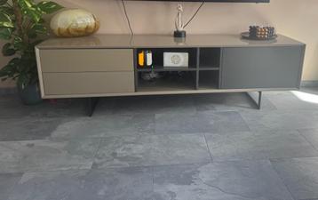 Tv kast