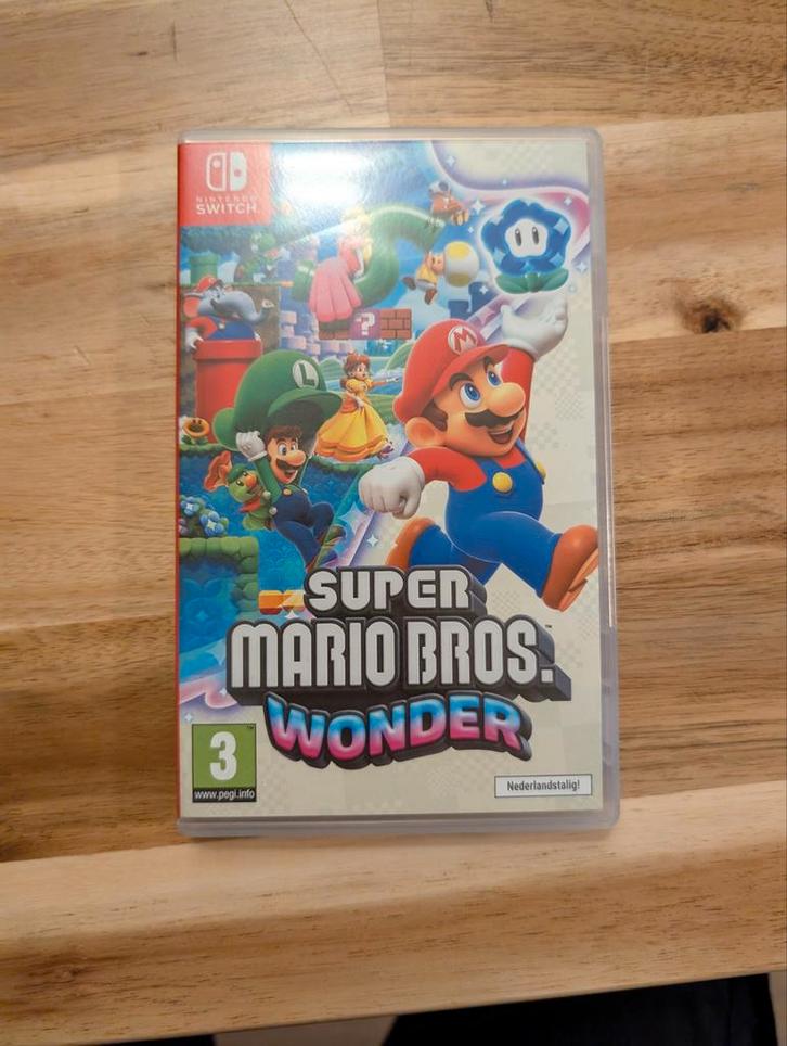 Super Mario Bros. Wonder - Nintendo Switch, Spelcomputers en Games, Games | Nintendo Switch, Zo goed als nieuw, Platform, 3 spelers of meer