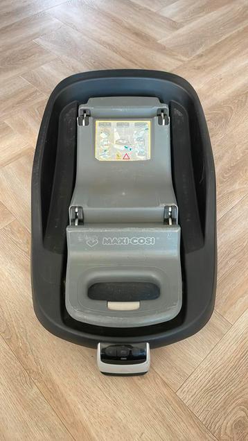 Family fix Isofix base beschikbaar voor biedingen