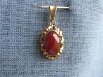 Antieke hanger in 14 karaat goud met carneool steen, Ophalen of Verzenden, Goud, Hanger
