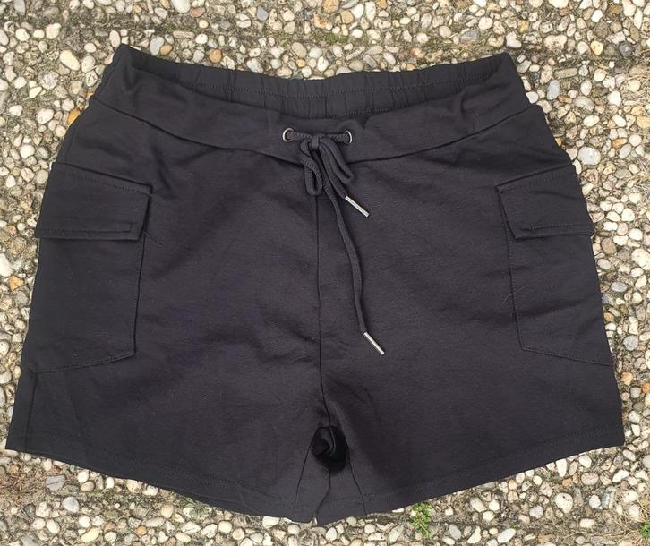 Kort Zwart Broekje Maat M - 9th Avenue,Goed, Weinig Gedragen, Kleding | Dames, Broeken en Pantalons, Gedragen, Maat 38/40 (M)