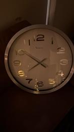 Segnale Wandklok - Stijlvol en Tijdloos!, Ophalen of Verzenden, Gebruikt, Analoog, Wandklok