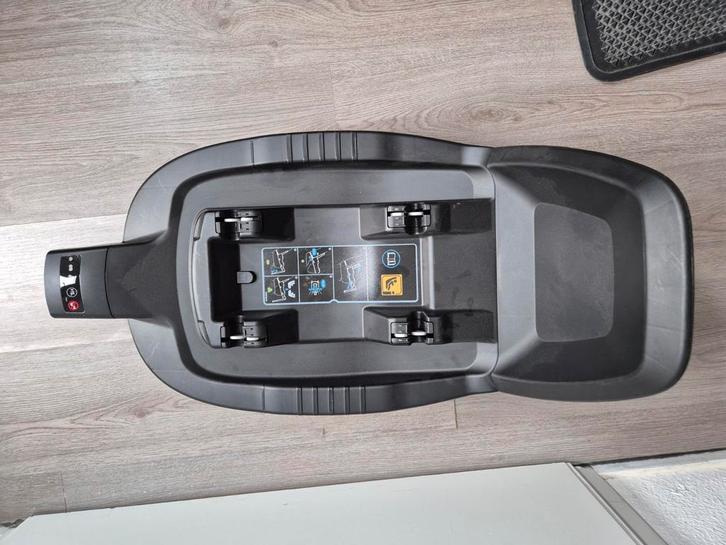 Maxi-Cosi FamilyFix3 isofix base, Kinderen en Baby's, Autostoeltjes, Zo goed als nieuw, Maxi-Cosi, 0 t/m 13 kg, Isofix, Ophalen of Verzenden