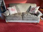 Twee zits bank, Huis en Inrichting, Banken | Bankstellen, Ophalen of Verzenden, Zo goed als nieuw