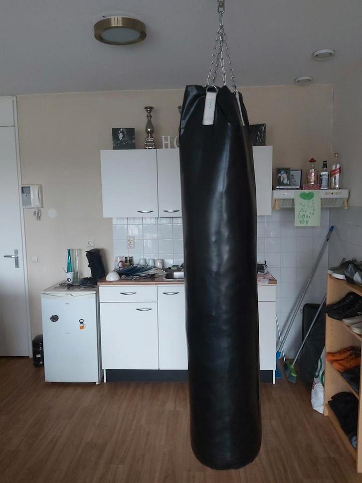 Bokszak/kickbokszak, Sport en Fitness, Boksen, Zo goed als nieuw, Bokszak, Ophalen