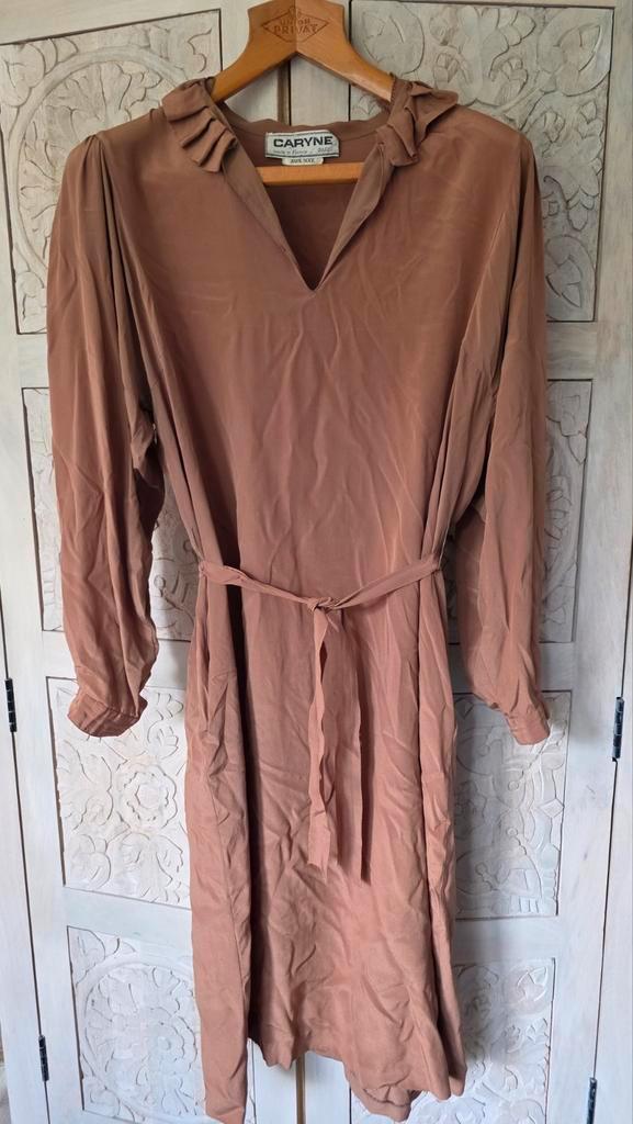 Vintage Caryne Paris Zijden Jurk - Slow Fashion, Kleding | Dames, Jurken, Zo goed als nieuw, Maat 38/40 (M), Bruin, Knielengte
