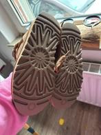 Nieuwe Ugg dames sneakers met extra veters, Bruin, Nieuw, Ophalen of Verzenden, Sneakers of Gympen