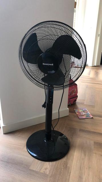 Speciaal stille ventilator, met timer en afstandsbediening beschikbaar voor biedingen
