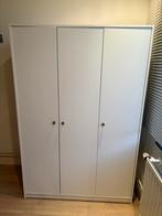 GRATIS Kledingkast 3deurs ikea kleppstad, Huis en Inrichting, Kasten | Kledingkasten, Ophalen, Gebruikt, 100 tot 150 cm, 150 tot 200 cm