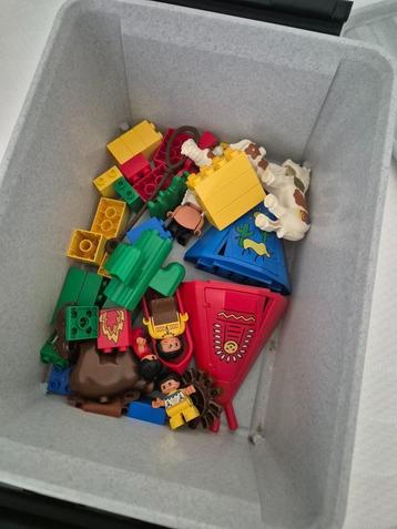 Lego Duplo 2222 - 2436 - 2697 Compleet beschikbaar voor biedingen