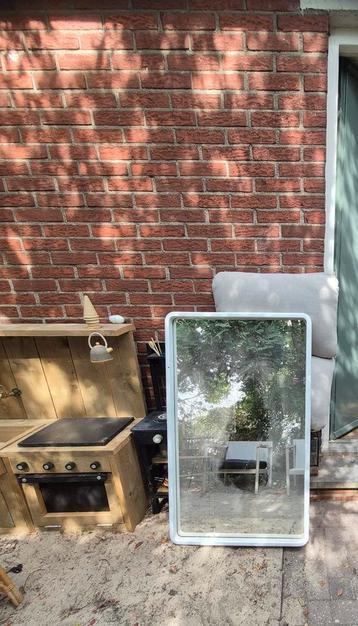Retro charmante grote spiegel intact glas beschikbaar voor biedingen