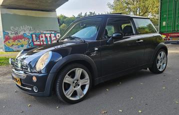 Mini Mini 1.6 One Panoramadak ! Airco ! 21-08-2026 APK beschikbaar voor biedingen