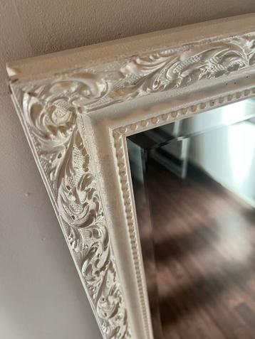 Spiegel barok beschikbaar voor biedingen