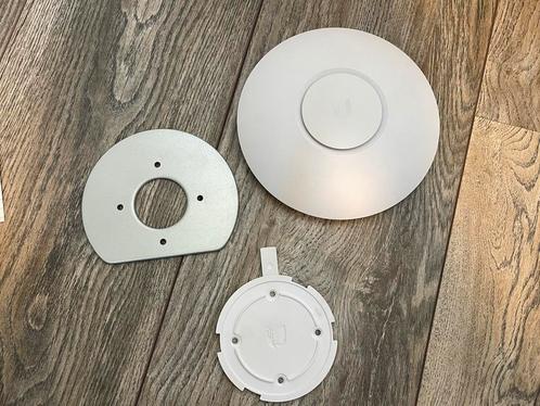 Ubiquiti UniFi U6 Lite – DEFECT, Computers en Software, Accesspoints, Gebruikt, Ophalen of Verzenden